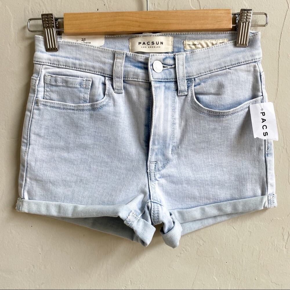 NWT PacSun "The Shortie" Light Blue Denim Shorts - Picture 2 of 5